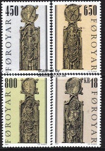 (image for) 2001 Church Pew Ends III